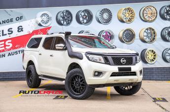 NISSAN NAVARA GRENADE OR MATTE BLACK